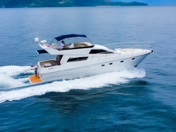 Intermarine 44 Full para aluguel en Ilhabela