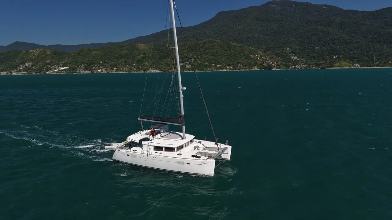 Lagoon 45 in Ilhabela – photo 2