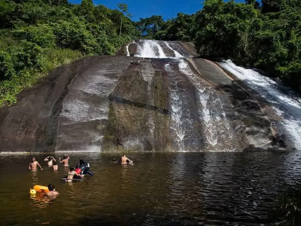 Queda principal e poço da Cachoeira do Paquetá