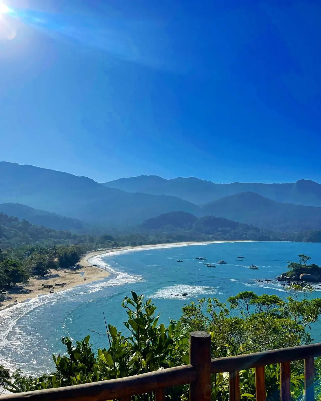 Praia de Castelhanos em Ilhabela