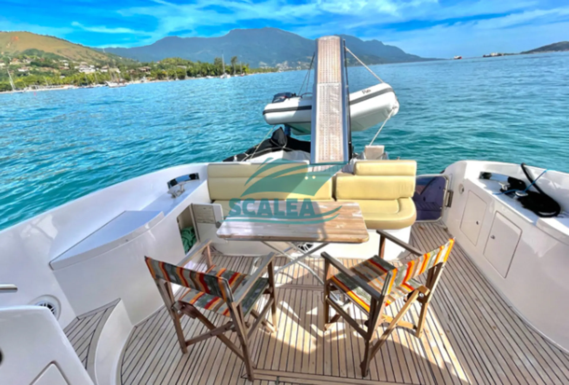 AZIMUT 43 (8)