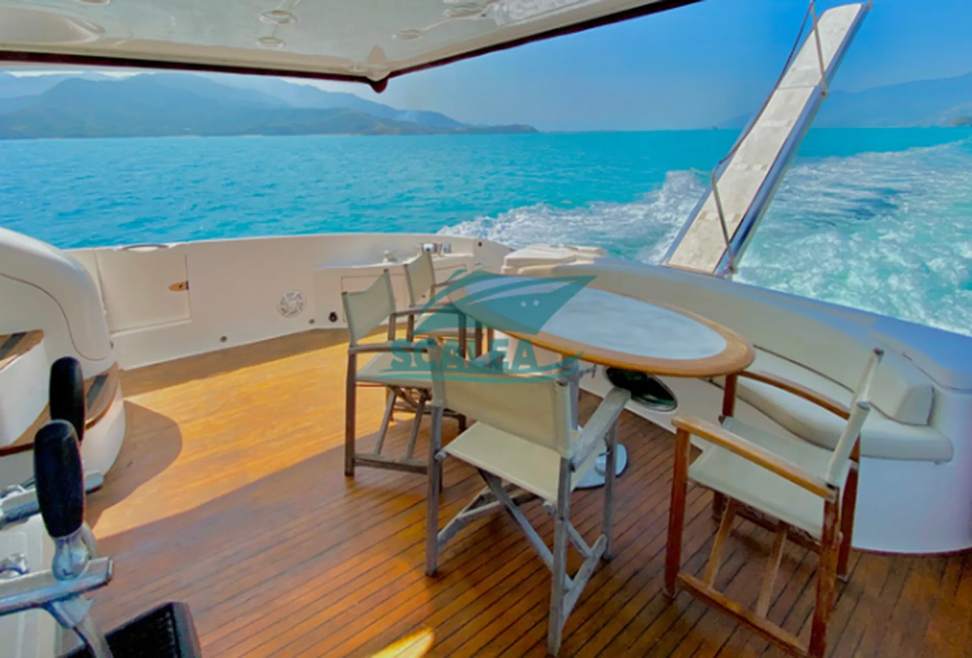 AZIMUT 76 (8)