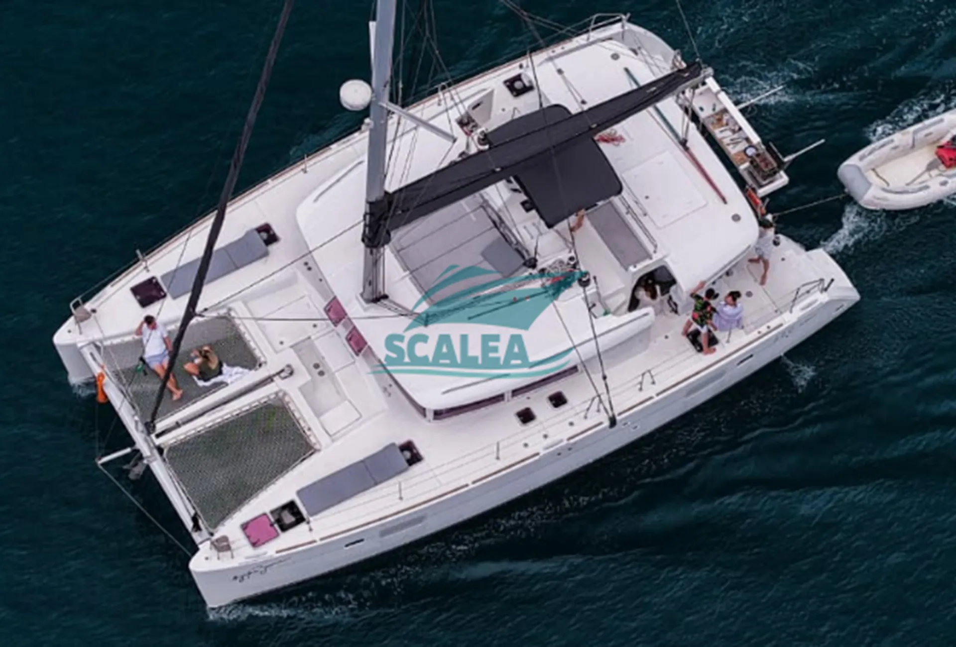 CATAMARA LAGOON 450 (3)