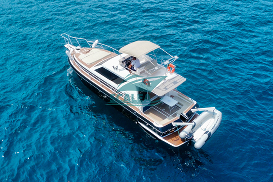 OCEANIC 36-1 FERRARA (4)